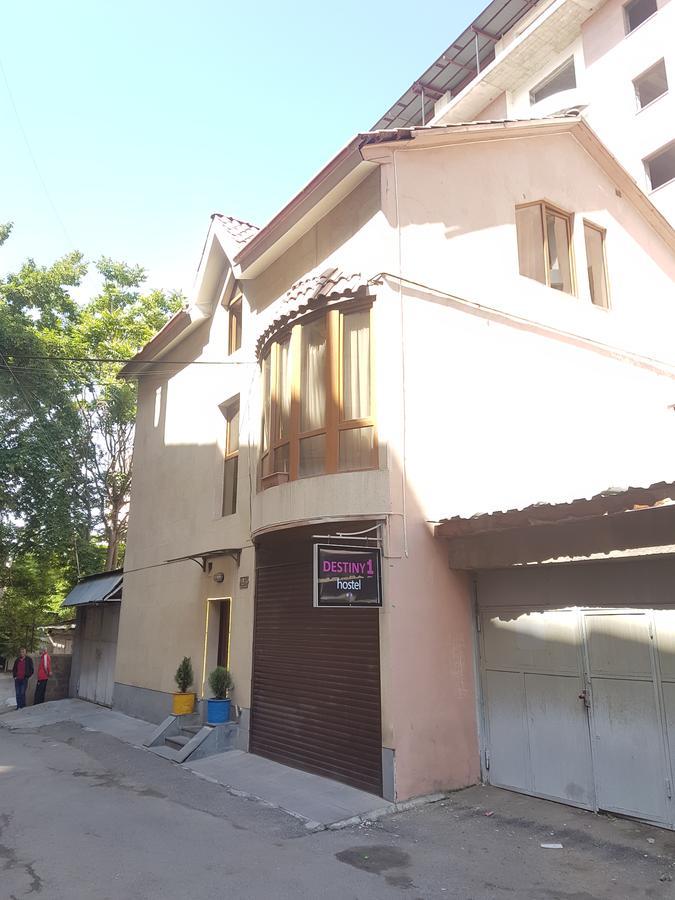 Destiny 1 Hostel Ereván Exterior foto